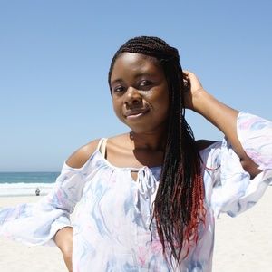 ♡HOLLISTER COLD SHOULDER TOP♡